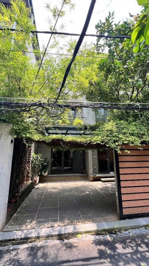 cho thuê biệt thự 3 tầng full đồ ngọc thụy, long biên, gần trường quốc tế pháp