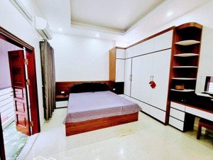 bán nhà phân lô ô tô tránh gần công viên nghĩa đô 60m 5 tầng- 22.5 tỷ