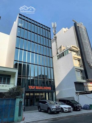 căn góc 2 mt rẽ nhất trục đường lê quang định - bình thạnh-dt 10x33m-4 tầng-hdt 180 triệu-giá 40 tỷ