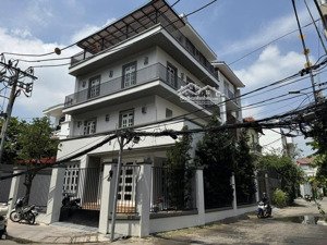 bán nhà căn góc 2 mt, phường thảo điền, quận 2