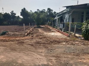 lô đất quá đẹp, giá rẻ gần ubnd xã thái mỹ, củ chi, 5x35m2, shr, giá 1,75 tỷ.