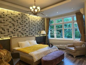 hoàng long bđs. bán nhà đường cầu giấy, 2 thoáng, mặt tiền rộng, gần ô tô