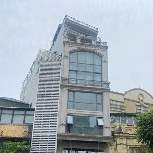 cho thuê toà nhà mặt phố hai bà trưng 80m2 x 4 tầng, mặt tiền 6,5m mới đẹp, có thang máy