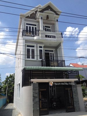 gấp! cần bán nhà hxh trương công định p. 14 tân bình. 5.2x13m. cn 65m2. 3 tầng, chỉ 8tỷ9