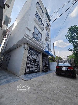 hiếm có nhà 4tx 37m2 ôtô qua nhà,cách2nhà đường ôtô tránh 200m ql 21b chỉ 4,25 tỷ 