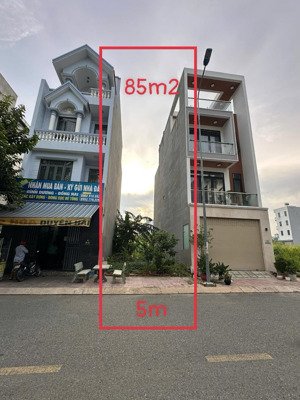 pht9 sát dt743 giá rẻ vị trí đẹp nhất dự án