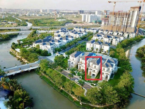 bán villas 1t3l mái ngói the venica khang điền đường đỗ xuân hợp phường phú hữu q9.tp hcm 487m2