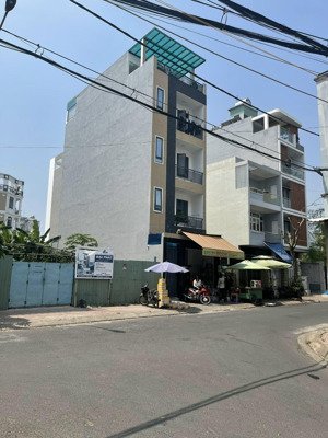 nhà cấp 4- 5x20 mt đường 16m phường thảo điền, quận 2.ctxd hầm 6 tầng. giá 24 tỷ