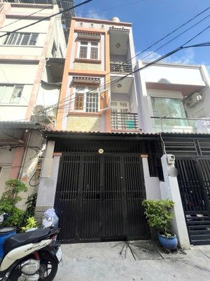 bán nhà 1/ đường số 2, 4 x 13.5m (54m²) trệt + 2 lầu đúc thật gồm: 4 phòng ngủ, 3 toilet