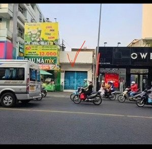 bán nhà mt dt: 115m2.n: 4x20m( nở hậu 6m). đ hai bà trưng,p tân định,q1. giá:51 tỷ.lh:0938888299