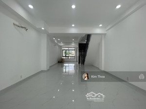 tầng trệt 5x20m (80m2), sàn trống mới 100% ở vạn phúc, lối đi riêng, có máy lạnh, hầm xe. giá 11 tr