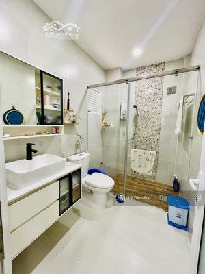 vị trí đắc địa - quận 10 - ngã bảy lý thái tổ, 60m2, hẻm 4m, 3s ra mặt tiền kd sầm uất