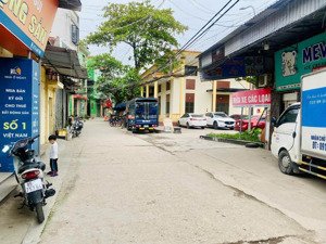 bán nhà c4 mặt đường kd từ sơn gần bệnh viện, siêu thị, trường đại học luật từ sơn