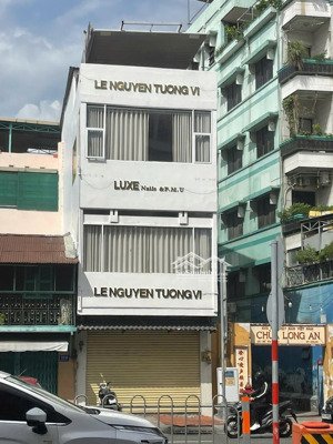 chính chủ cho thuê nhà góc 2mặt tiền 108 nguyễn văn cừ, quận 1 - dt 5x15m, 4tầng, giá tốt