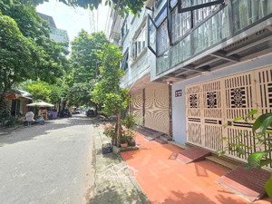 giảm chào 2 tỷ, quá khủng khiếp, đấu giá ngô thì nhậm, vị trí đẹp, 5 tầng thang máy, lh 
