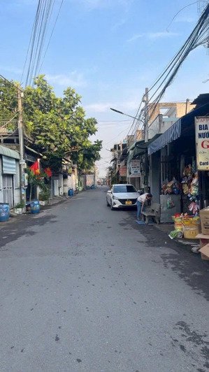 bán nhà tân đông hiệp 90 m2, giá 2,49 tỷ