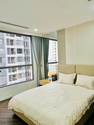 bán nhanh căn hộ t18 3pn dt 95m2 rẻ nhất thị trường time city. giá 8,4 tỷ lh 