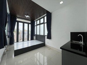 cho thuê phòng trọ đẹp có ban công giá hssv ngay quận 4