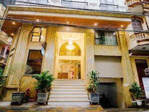 hàng hiếm vừa tiền toàn nhà khách sạn hoàng cầu, ô tô vào nhà, ngõ thông 60m2*9t* giá chào 24,5 tỷ