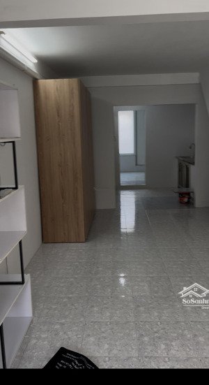 cho thuê chung cư chính chủ trung tâm thành phố, xung quanh đầy đủ tiện ích, giá hợp lý
