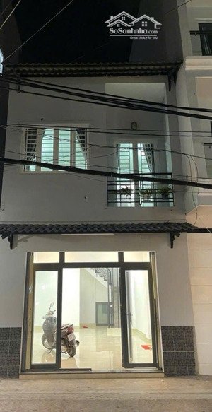 hot! hàng hiếm tại phùng văn cung, 11,5 tỷ, 45m2, 2pn, 2wc, 2t