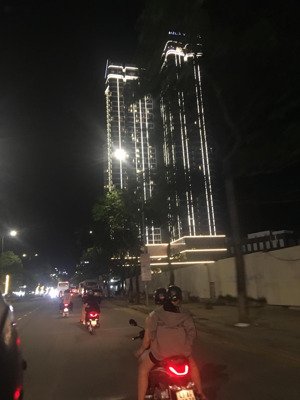 thanh khoản nhanh khách sạn 7 tầng, dương đình nghệ