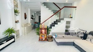 dtsd 181m2 nhà phố đẹp, giá rẻ tặng full nội thất giá 7.85 tỷ, cách hồ xuân hương 526 mét