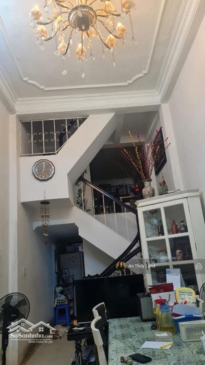 chưa tới 9 tỷ có ngay nhà quận tây hồ -33m2- 5 tầng - dốc tam đa- ngõ thông 2 mặt thoáng