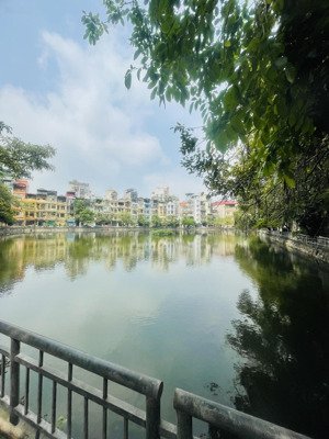 bán nhà võ thị sáu - trần khát chân - sát hồ - ô tô - dt 45m x 7t - thang máy. giá bán 17.72 tỷ