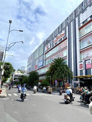 vị trí đẹp. bán nhà góc 2 mặt tiền đặng thùy trâm, bình thạnh. dt: 86m x 16m. cn 900m2. giá 90 tỷ