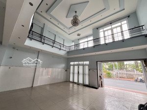 biệt thự mặt tiền lê văn chí, thủ đức | ngay gần ga metro | ngang lớn 8m