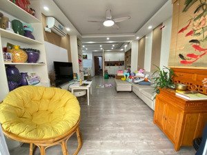 bán gấp căn hộ 136m2, 3pn, 2wc tại học viện quốc phòng, tây hồ, hà nội, giá ưu đãi