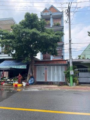 nhà mặt tiền đường phạm ngũ lão buôn bán kinh doanh tốt