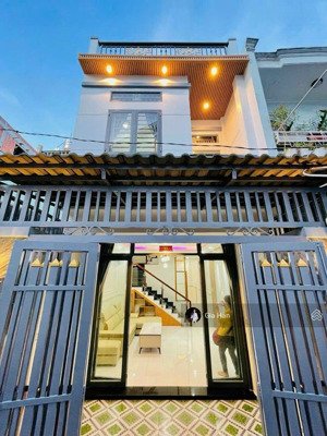 chính chủ không quy hoạch - nhà 57.6m2 lạc long quân, q11 giá 2 tỷ 450. xây 1 trệt 1 lầu, hẻm 5m