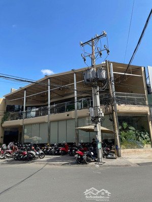 cho thuê nhà góc 2 mặt tiền cửu long bắc hải, quận 10 2 lầu 15*7m thông thoáng 100tr/tháng