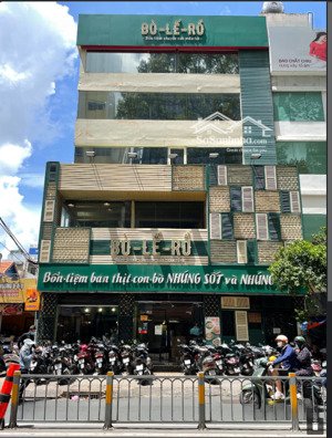 1 đời chủ, bán tòa nhà mt góc nguyễn thị minh khai - cao thắng, dt: 12x15m, giá 82 tỷ hđt: 320tr