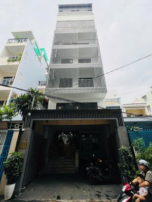 ngộp bank, bán gấp tòa nhà hầm 7 tầng đường tô hiến thành dt 6x22 giá chỉ 22 tỷ