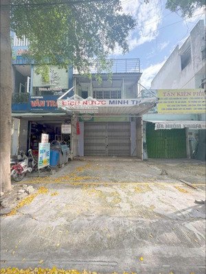 cần bán gấp nhà đẹp mặt tiền kinh dương vương - đường rộng 15m- vỉa hè 6m - khu buôn bán sầm uất