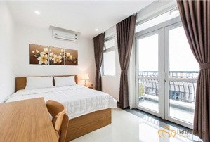 cực phẩm 2pn zá tốt - ban công to - pet friendly - ngay trung tâm thảo điền