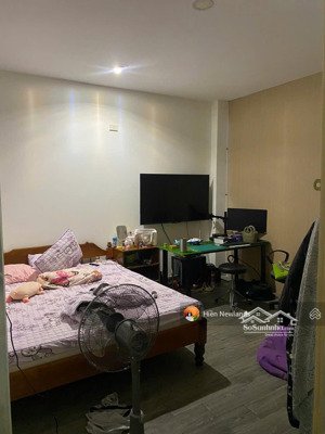 bán 80m đất tặng nhà c4 gác đúc mặt tiền đường 7,5m hoài thanh gần đh kinh tế giá chỉ 8,5 tỷ tl