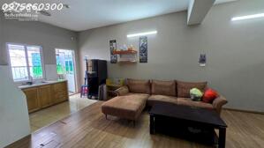 Chính chủ cho thuê căn hộ CT1 Thạch Bàn 2 ngủ, 76m2 nội thất cơ bản. Thời gian thuê tối thiểu 1 năm
