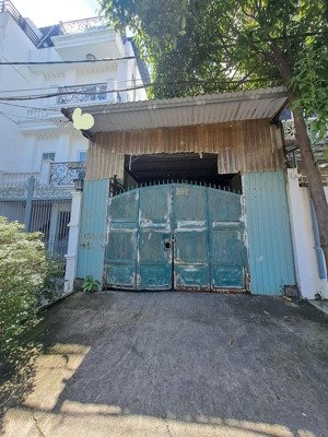 đât hiếm đẹp như hình tại nguyễn oanh