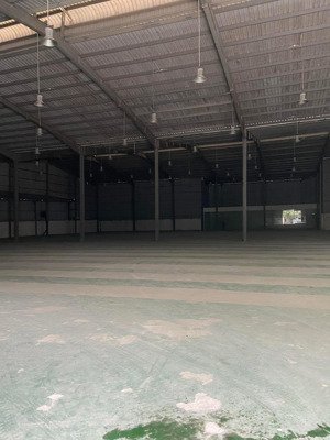 cho thuê 700- 2000m2 diện tích kho xưởng tại cầu diễn nam từ liêm hà nội lh 