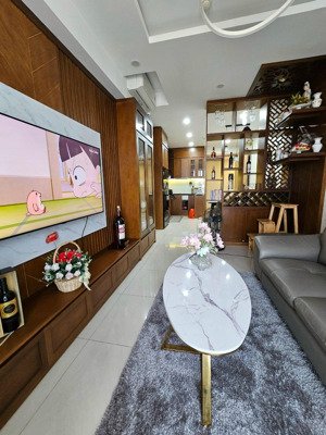 cho thuê cc 2pn, 71m2, emerald celadon city, view hồ sinh thái, tân phú,