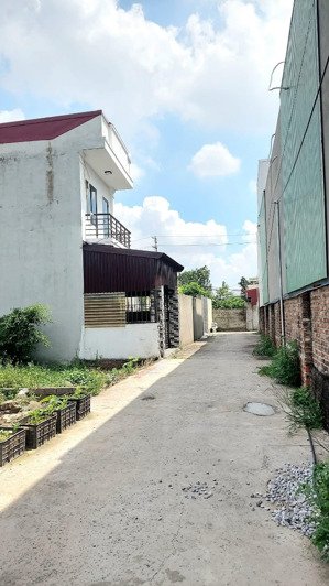 mr.tuấn: lô đất diện tích 78m, xích thổ hồng thái an dương, ngõ rộng 4m, giá cực rẻ chỉ 1,25 tỷ