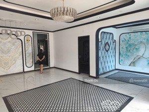 cho thuê nhà mặt phố vỉa hè kinh doanh gần tâm anh, hoàng như tiếp 100mx 7t mt 7m