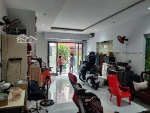 nhà mới khu phân lô đồng bộ 4tầng (70m -- ngang 5,2) -- sát mặt tiền tô ngọc vân ,gần chợ tam hà