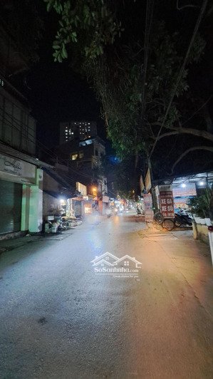 bán nhà cổ nhuế ô tô 7 chỗ vào nhà 107m, 2 tầng, cách phố 20m giá chỉ 18 tỷ