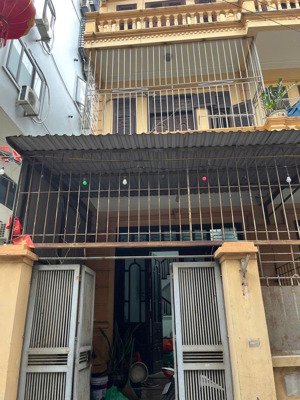 cho thuê gấp nhà mặt ngõ ô tô kim giang -đại kim 55m2, 3tầng, 4ngủ - mặt ngõ thông ô tô tránh