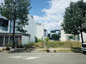 bán lô đất nền biệt thự sạch đẹp, gói 2 trục đường chính 18m thông ra sông, giá 38.5tr bao hết